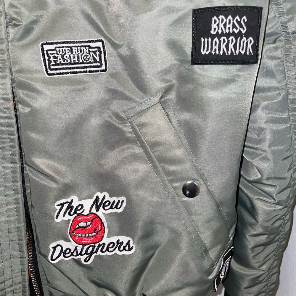 Jacket - Picture 5 of 14